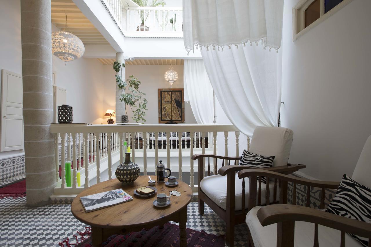 Riad Emotion Эс-Сувейра Экстерьер фото
