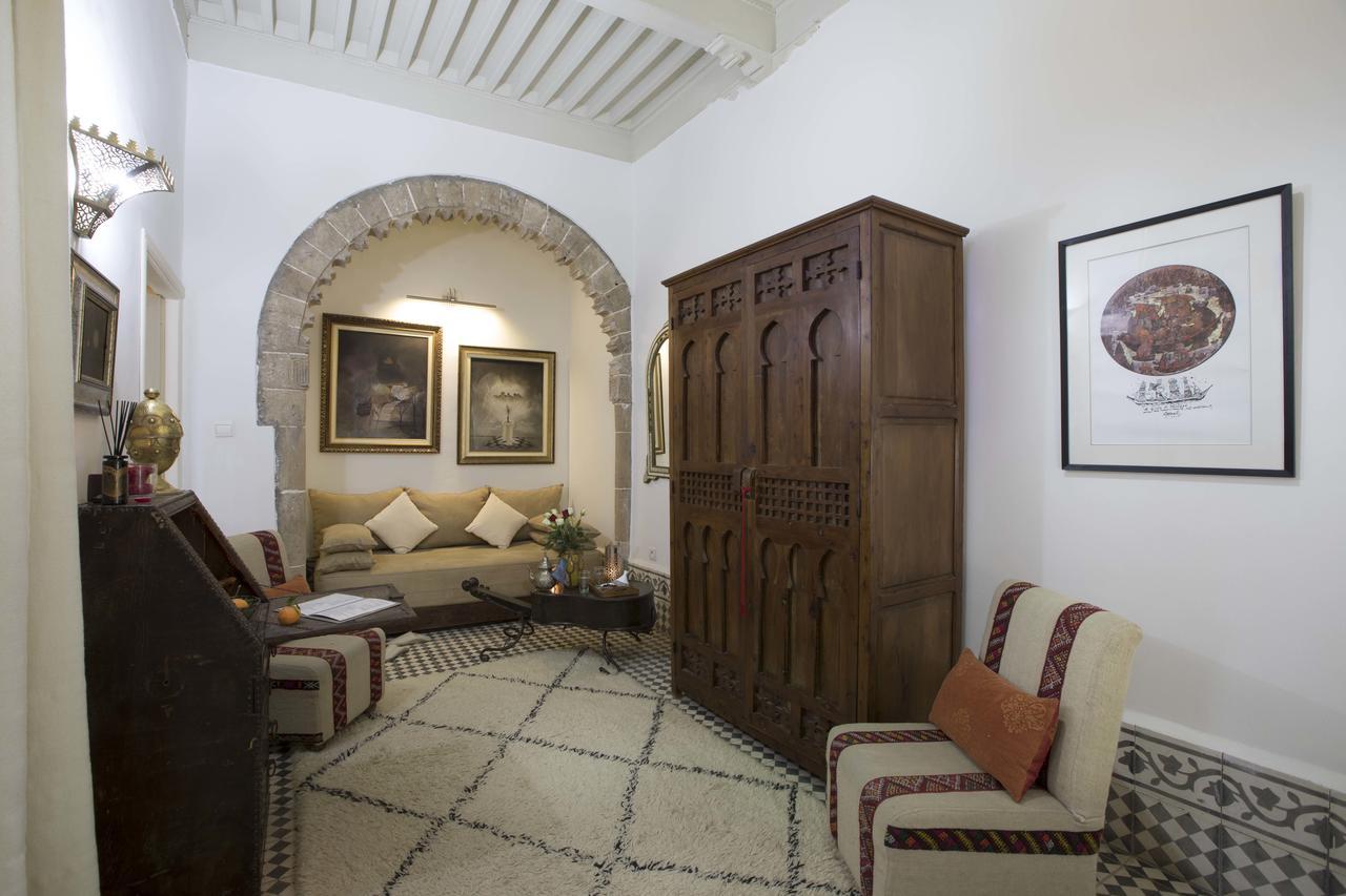 Riad Emotion Эс-Сувейра Экстерьер фото